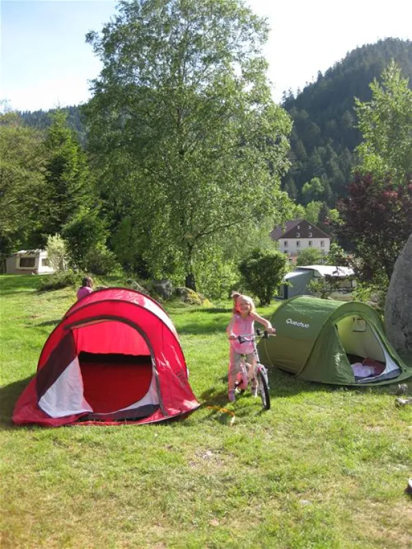 Camping Domaine du Haut des Bluches  