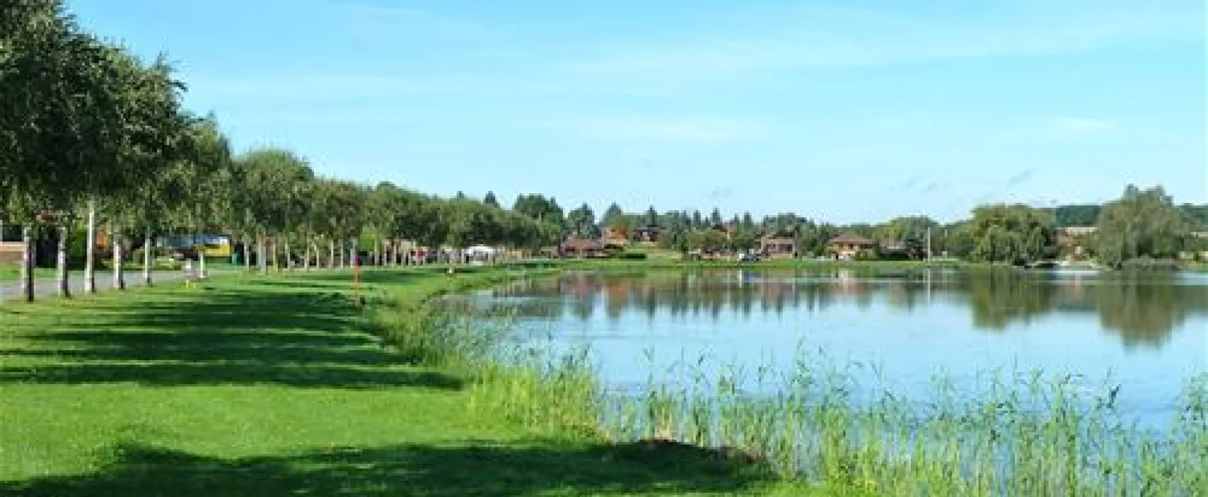 Camping Etang Saint Vit