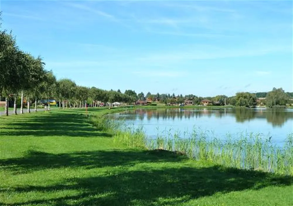 Camping Etang Saint Vit