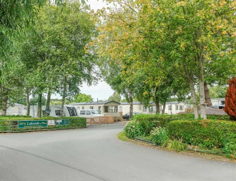 Lakeside Caravan Park