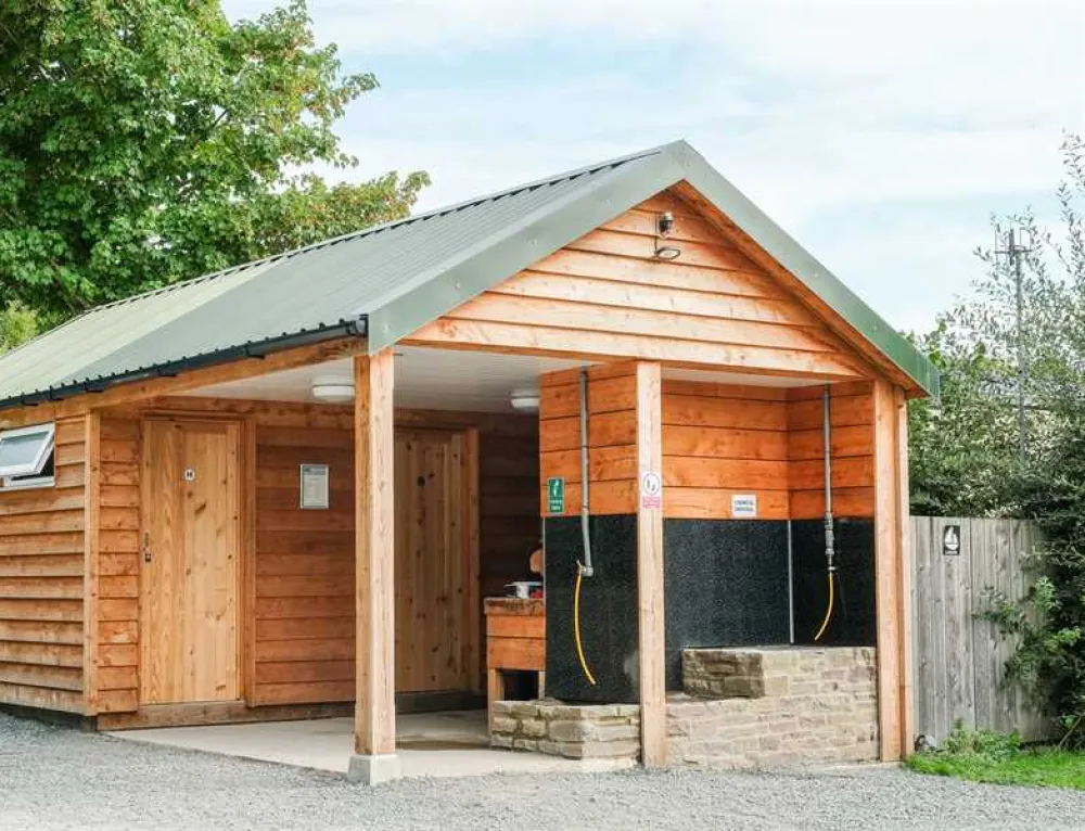 Lakeside Caravan Park