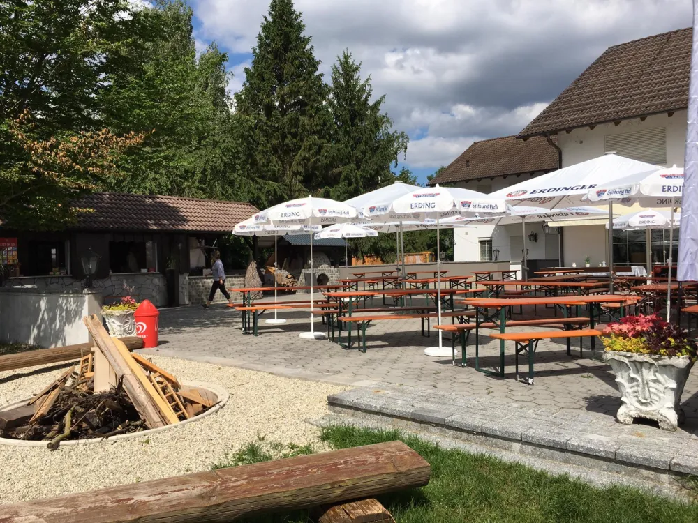 Seehaus Mamming Camping - Biergarten - Cafe & Kiosk