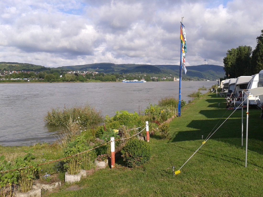 Camping Uferwiese in Deutschland - Spottocamp - Spottocamp