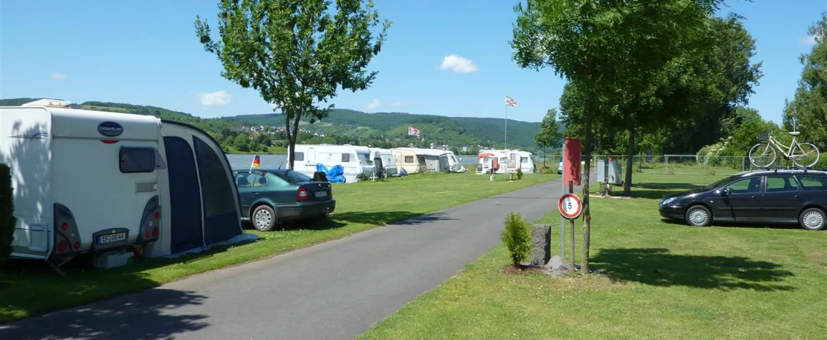 Camping Uferwiese