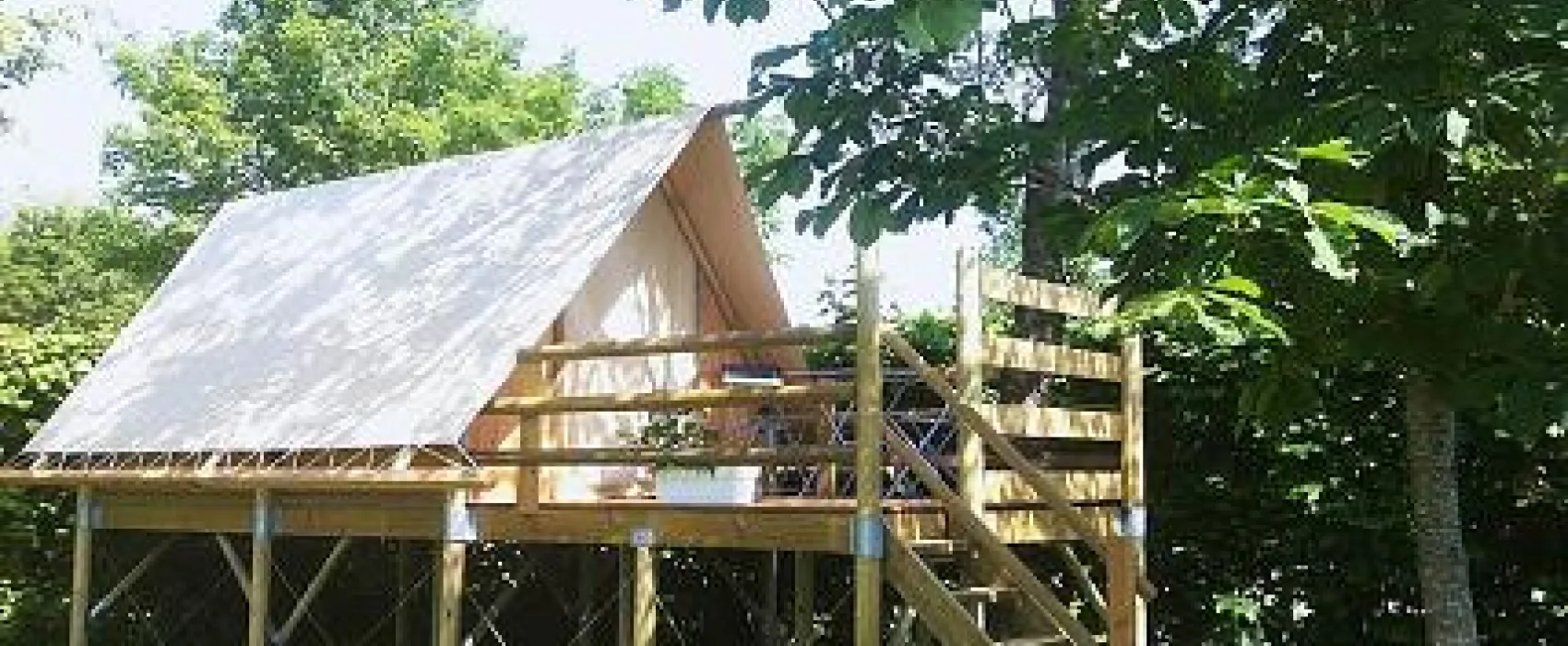 Camping Bords de Loue