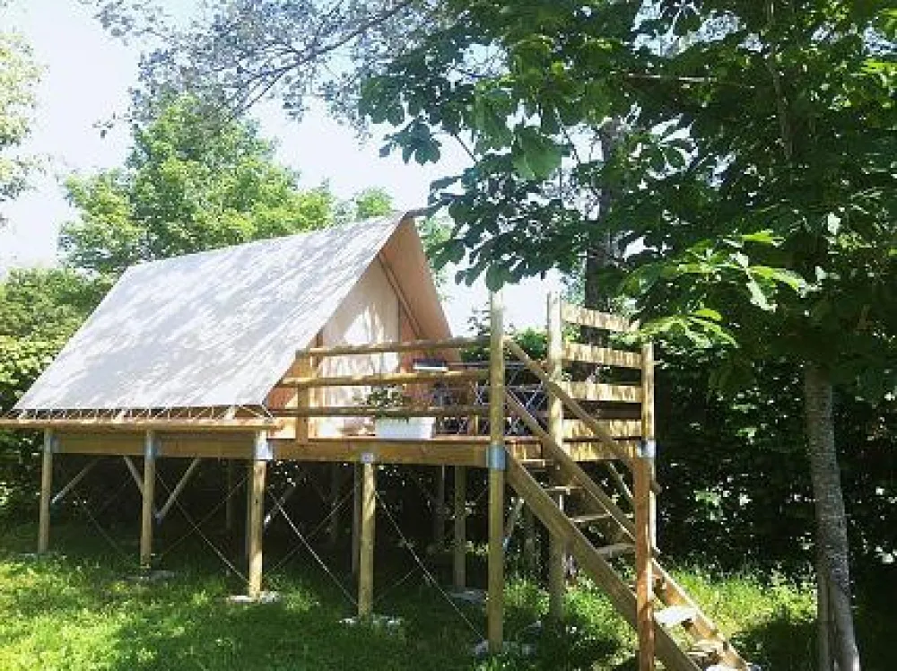 Camping Bords de Loue