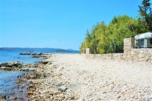 Camp Bakija - Photo 2