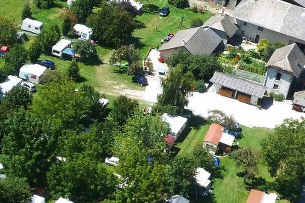 Camping aire naturelle Le Meyrieux