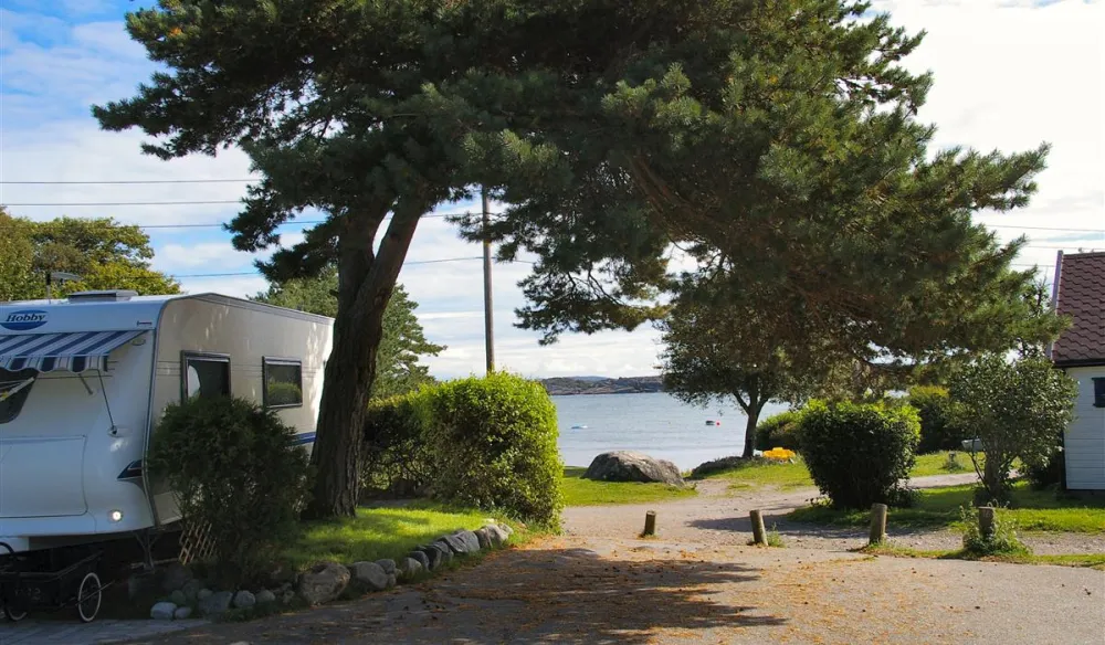 Solplassen & Rakke Camping AS