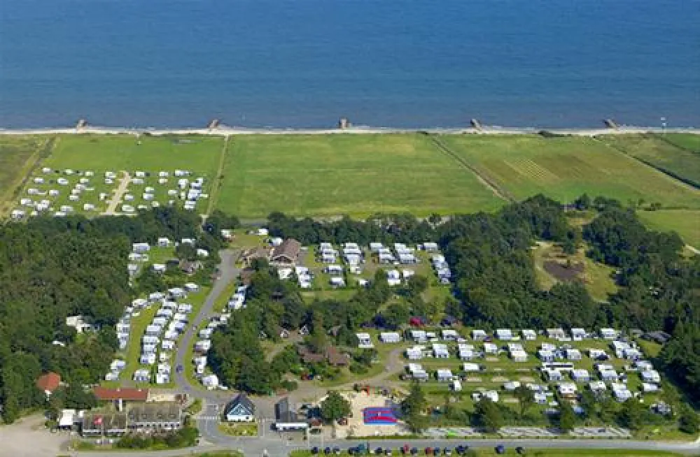 Svalereden Camping - Hytteby