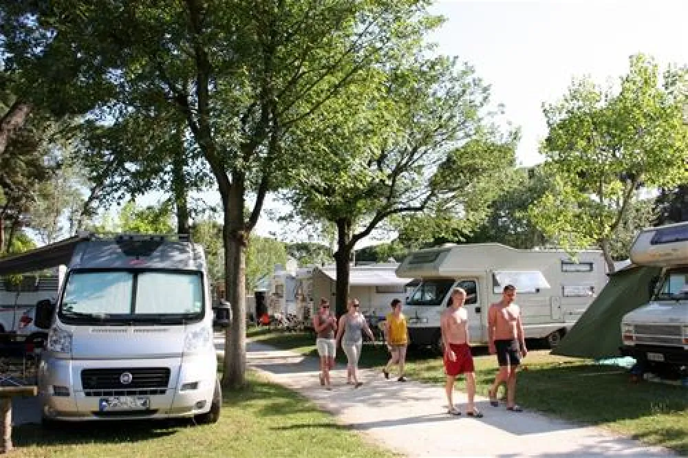 Romea Family Camping