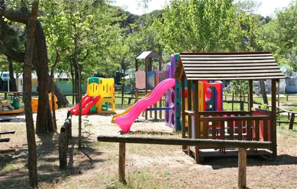 Romea Family Camping