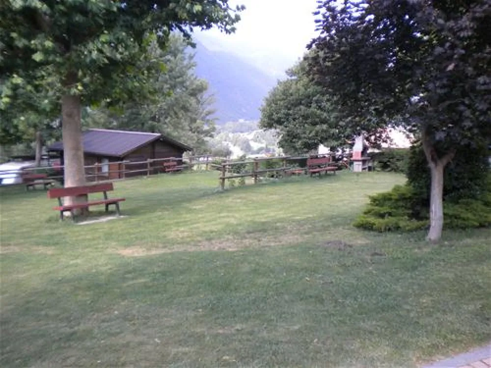 Camping Paradise Village