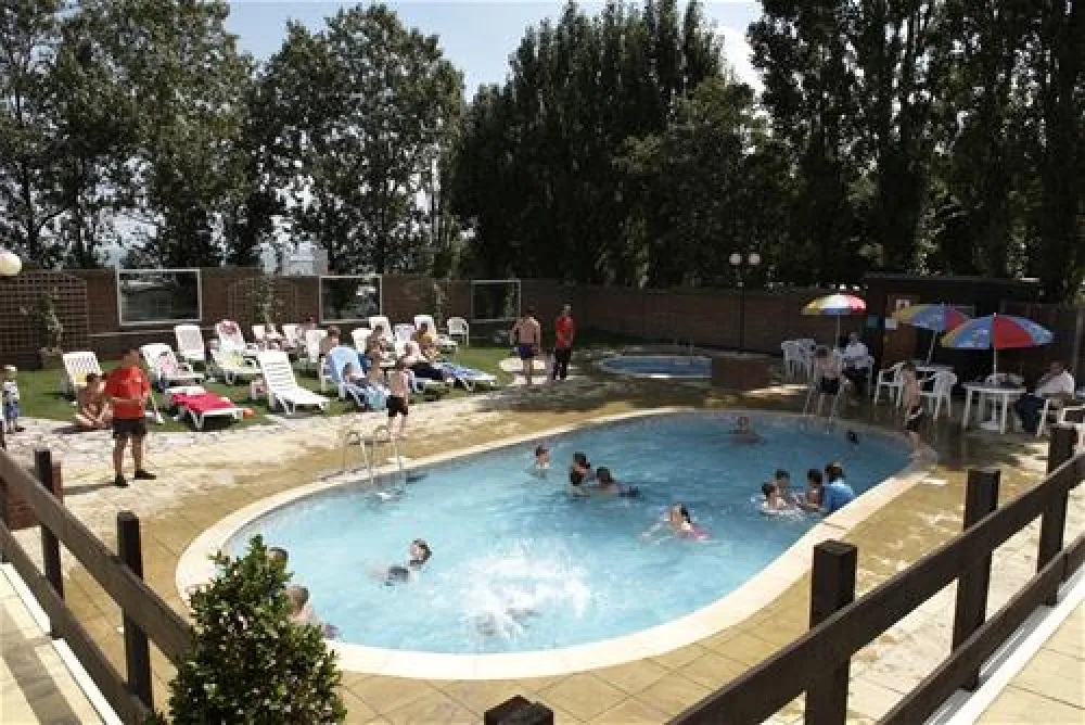 Warden Springs Holiday Park