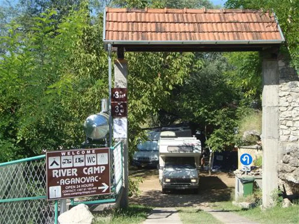 River camp Bara