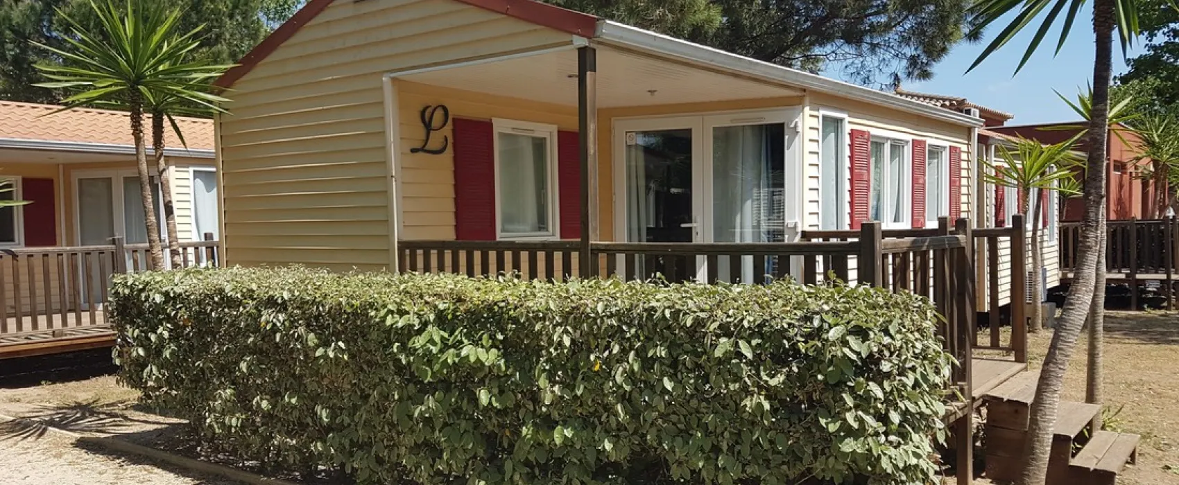 Flower camping - Le Mas De La Plage  