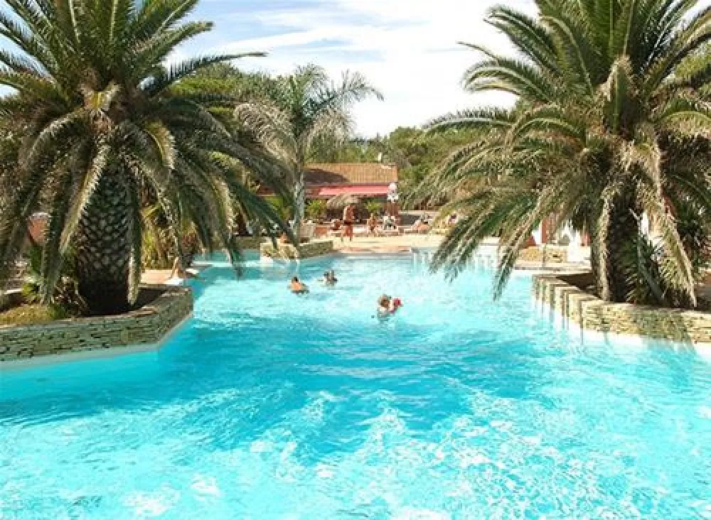 Flower camping - Le Mas De La Plage  