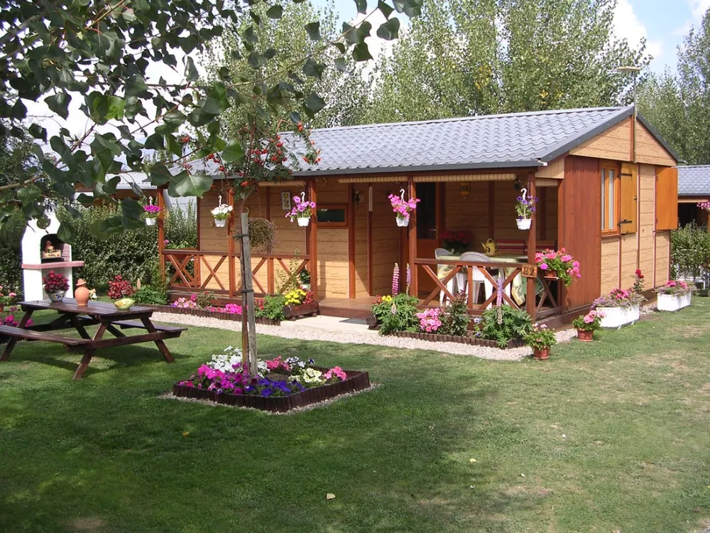 P.R.L. Le  Vedrignans