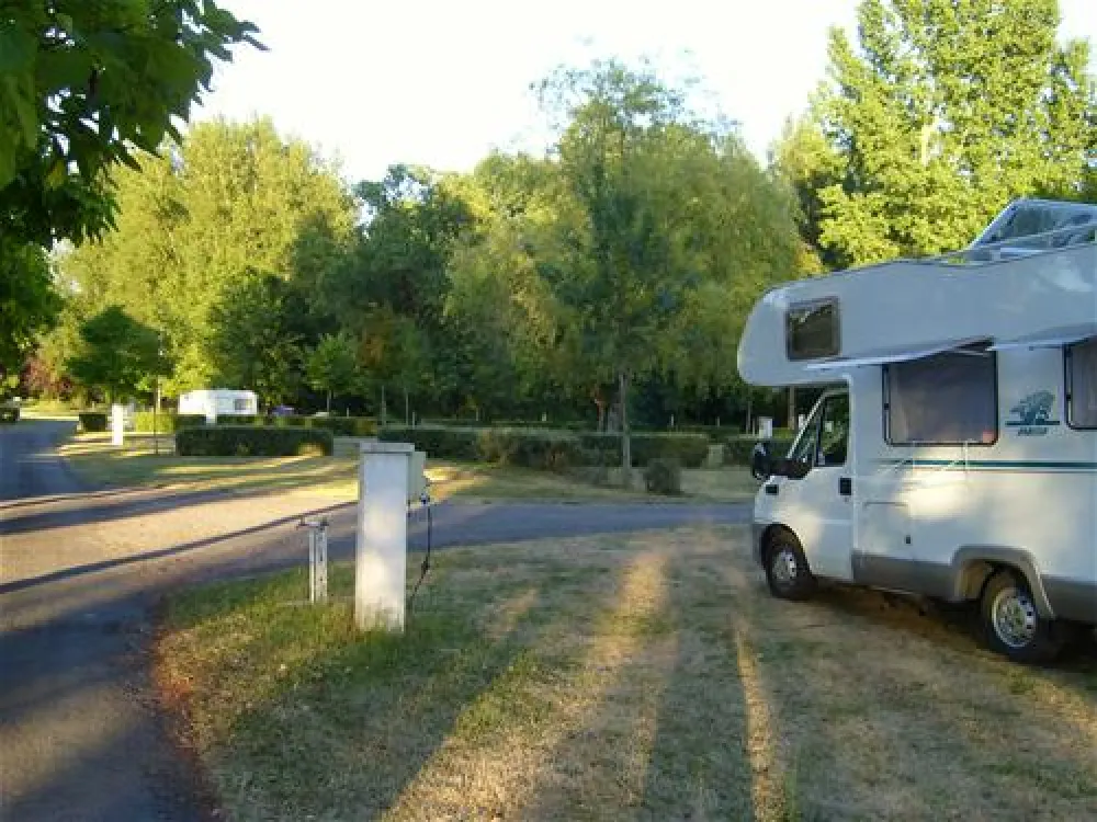 Camping Municipal Le Champion  