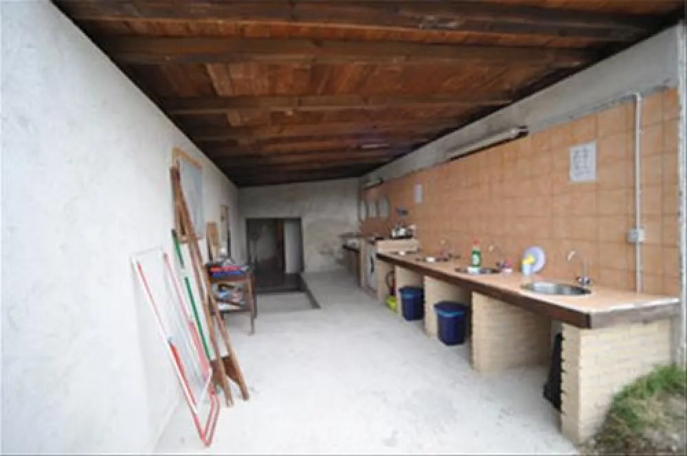 Camping Huis op de heuvel