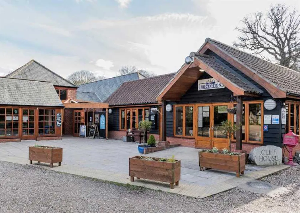 Cliff House Holiday Park