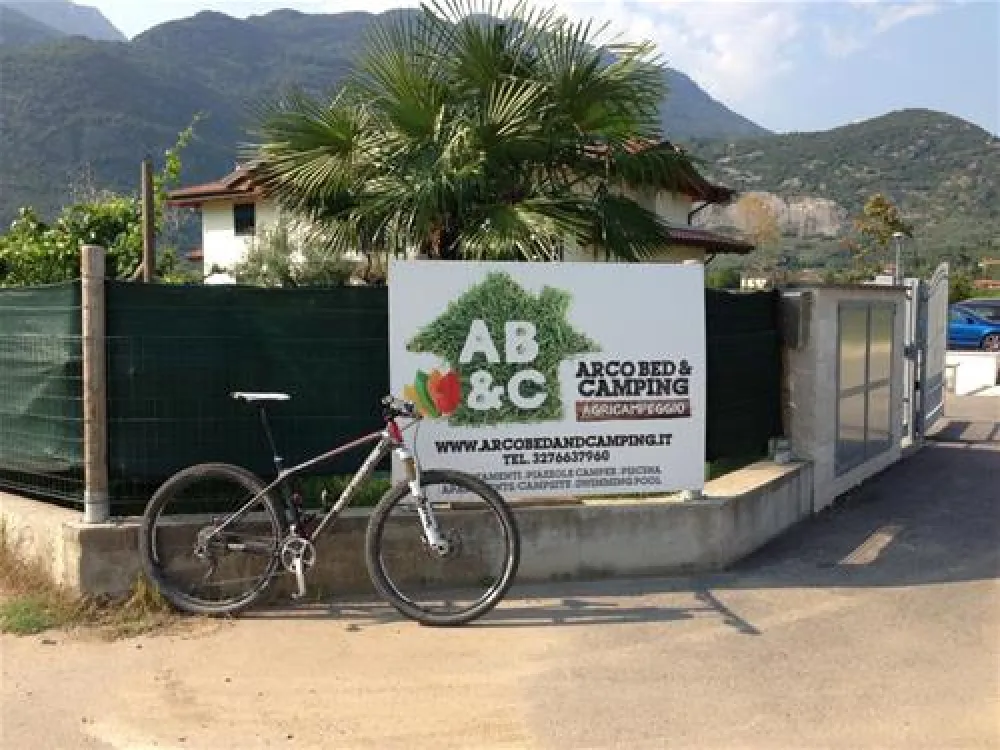 Ab&c Arco Bed and Camping