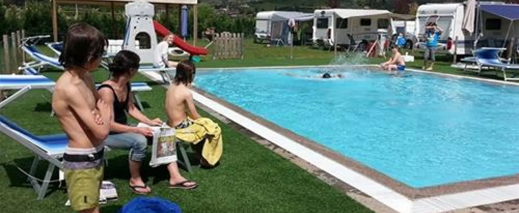 Ab&c Arco Bed and Camping