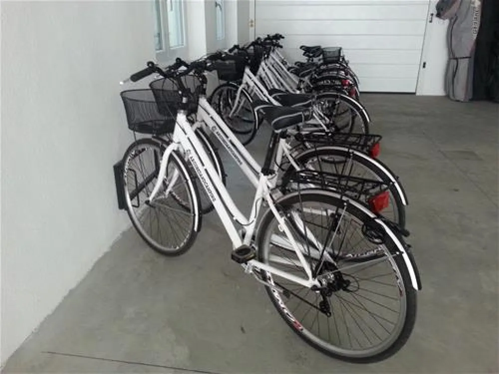 Ab&c Arco Bed and Camping