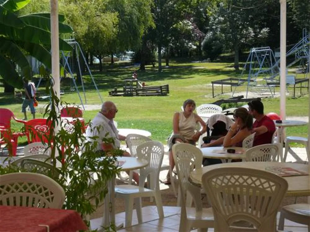 Camping Les Reflets du Lac