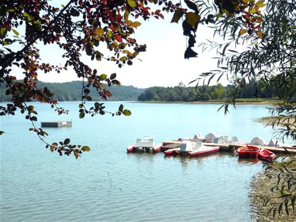 Camping Les Reflets du Lac