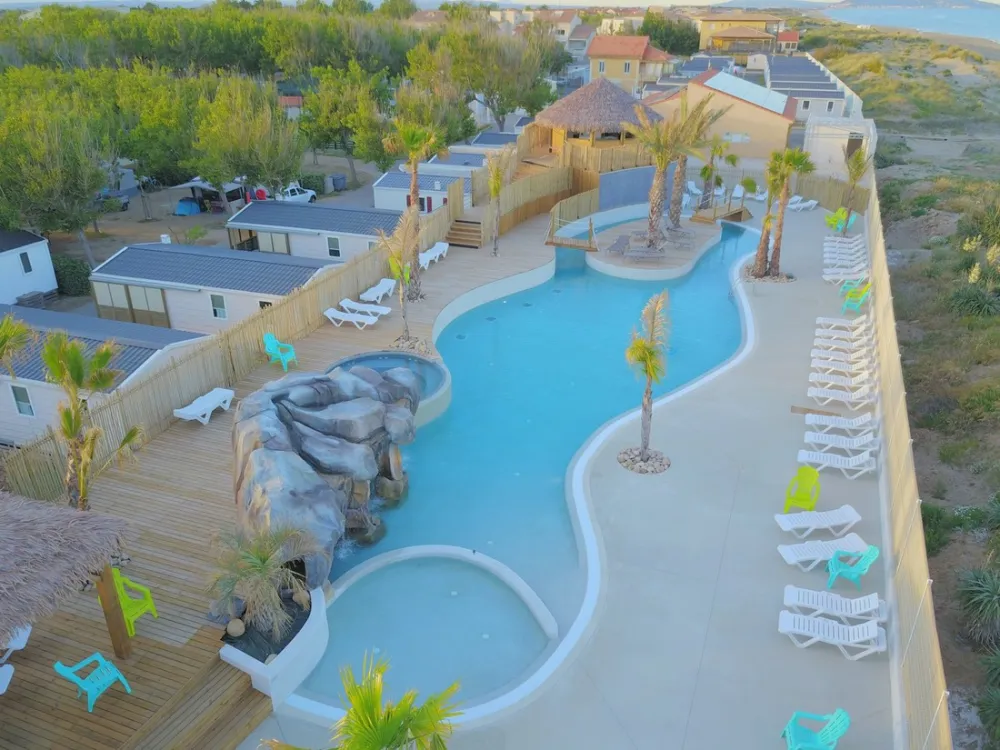 Flower Camping Robinson  