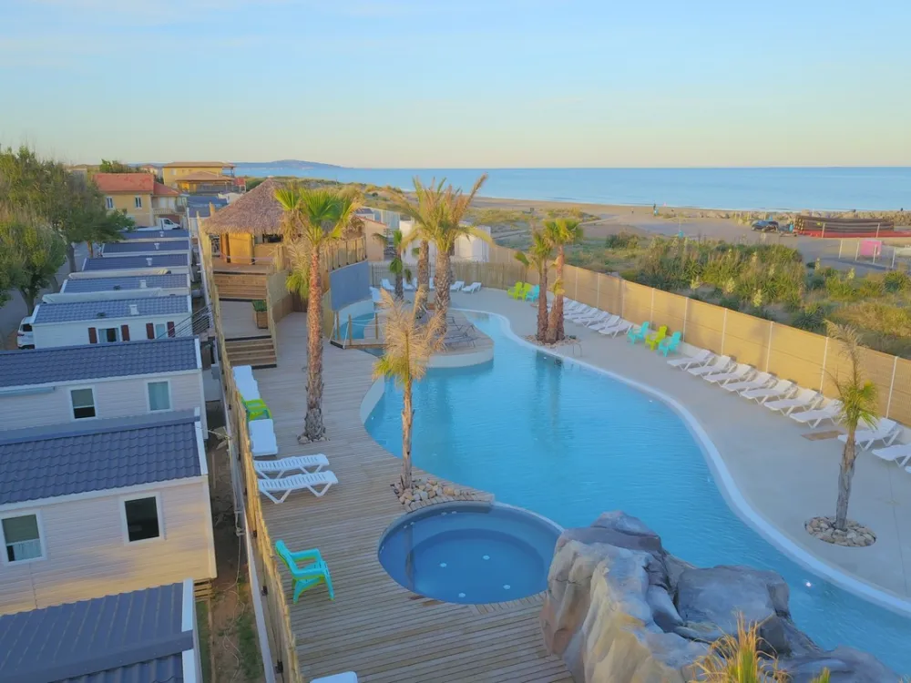 Flower Camping Robinson  