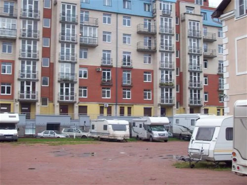 Equipped parking for caravans in Elizar-Hotel