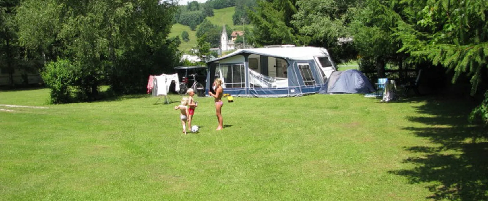 Familien-Camping Ferien am Walde