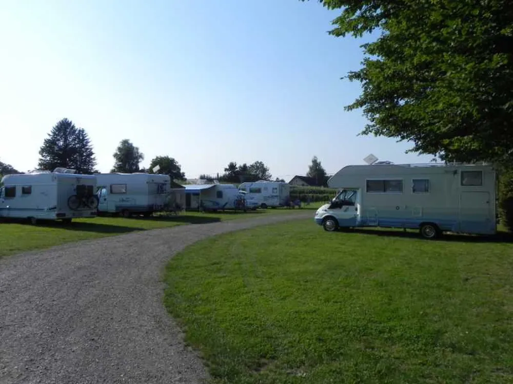 Dorfheuriger Thomas & Ulli