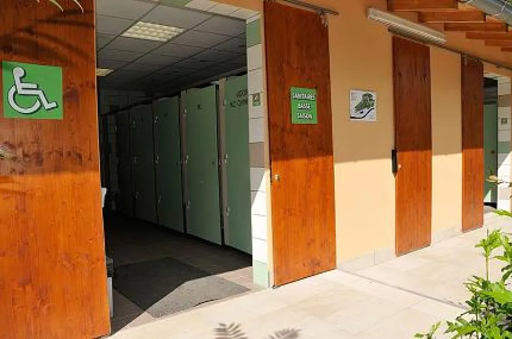 Camping Le Camping Des Grottes  