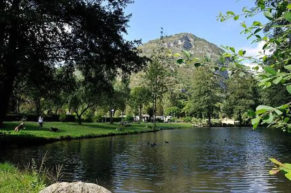 Camping Le Camping Des Grottes  