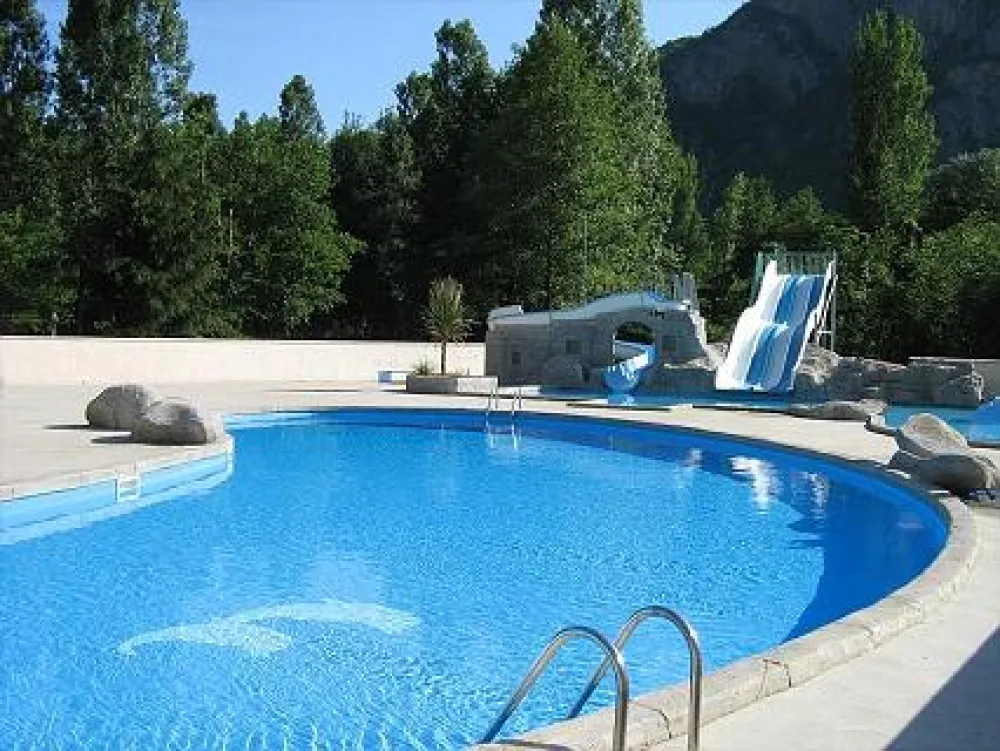 Camping Le Camping Des Grottes  