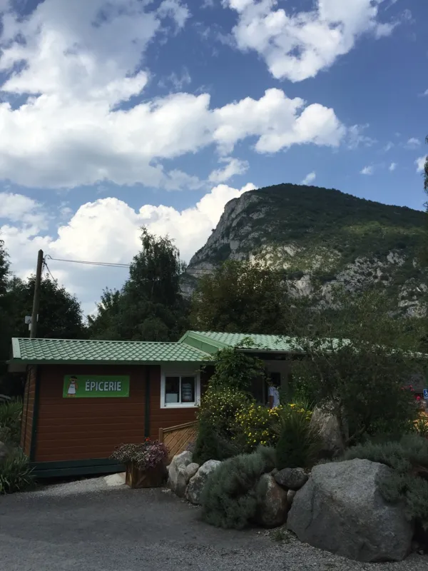 Camping Le Camping Des Grottes  