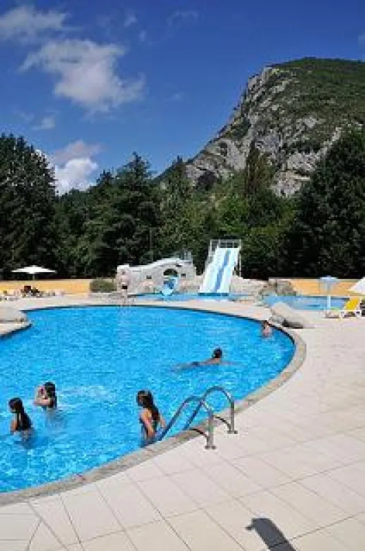Camping Le Camping Des Grottes  