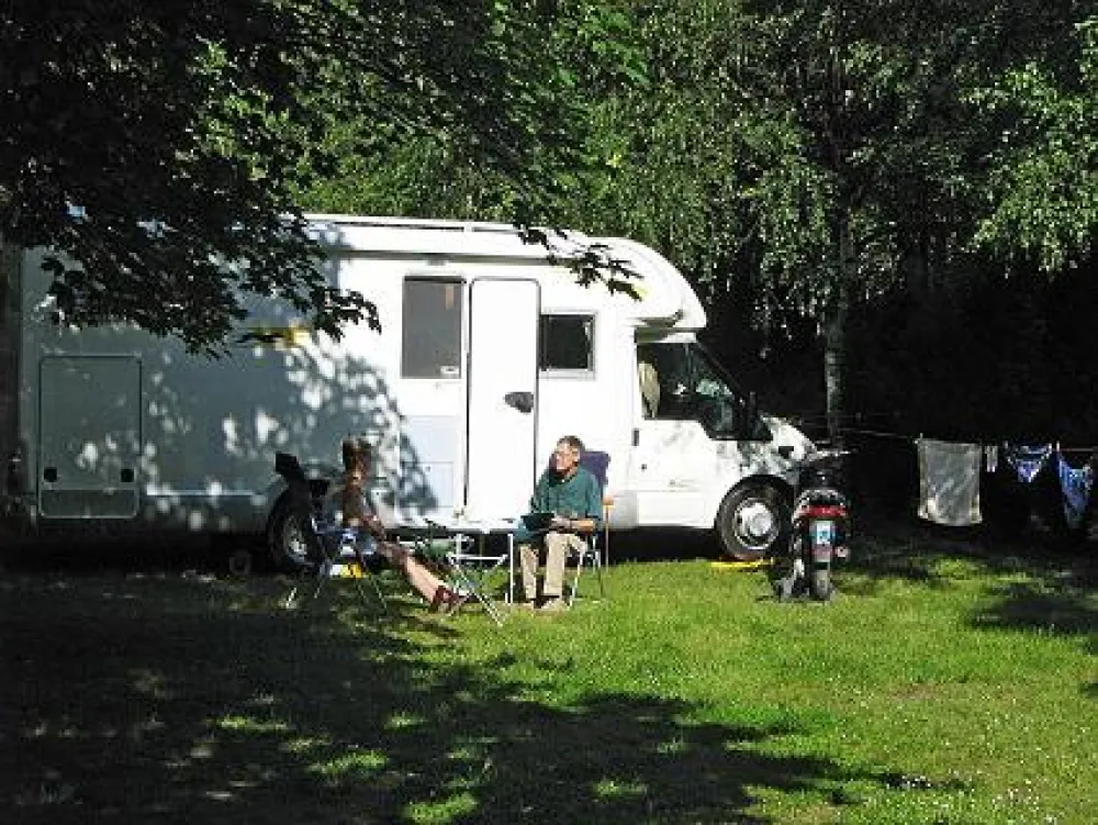 Camping Le Camping Des Grottes  