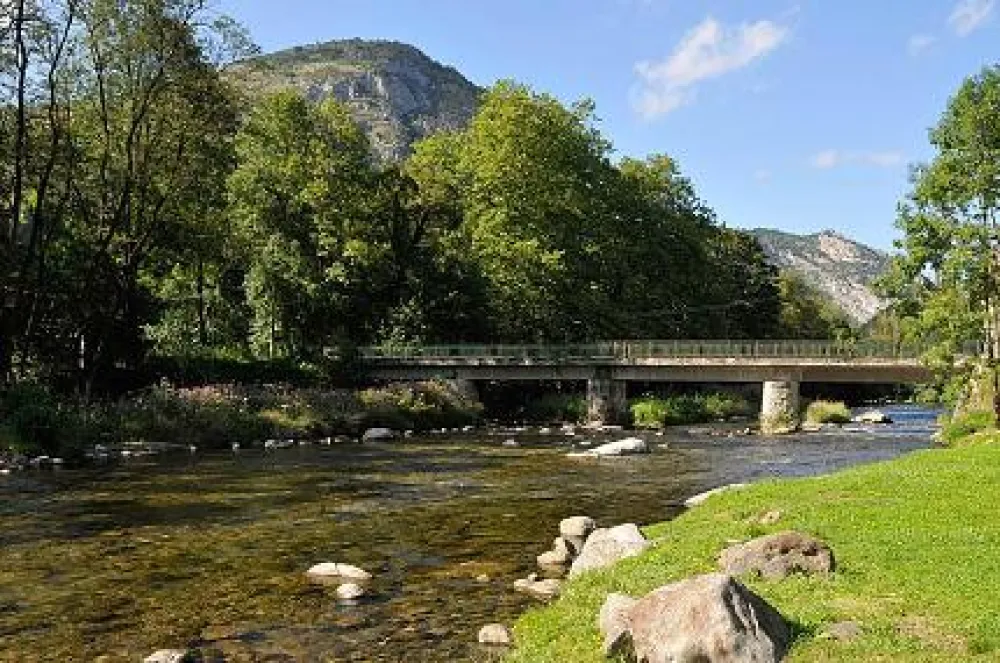 Camping Le Camping Des Grottes  