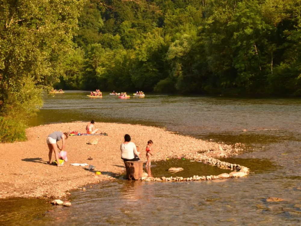 KANU KAMP RADENCI OB KOLPI