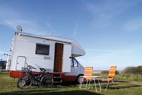 camping langener waldsee Zwei Sonnenliegen mit Schirm inkl. Eintritt + Parkplatz – Langener Waldsee main image 0
