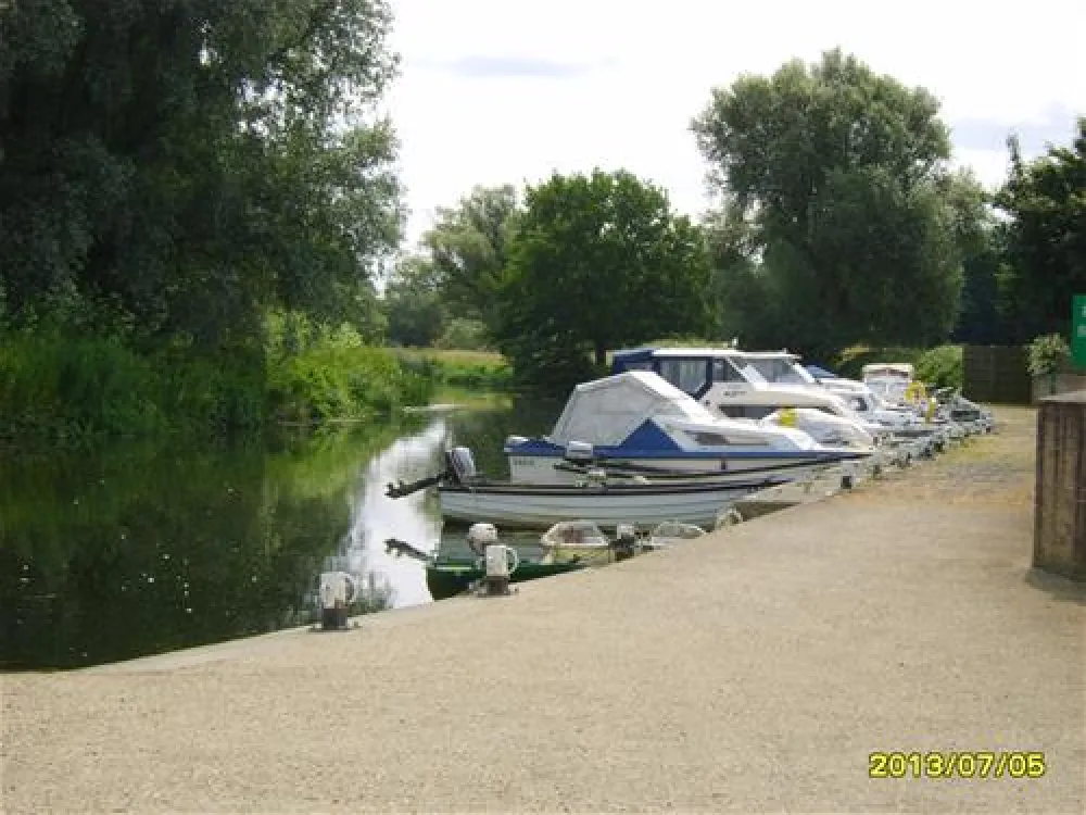 Quiet Waters Caravan Park