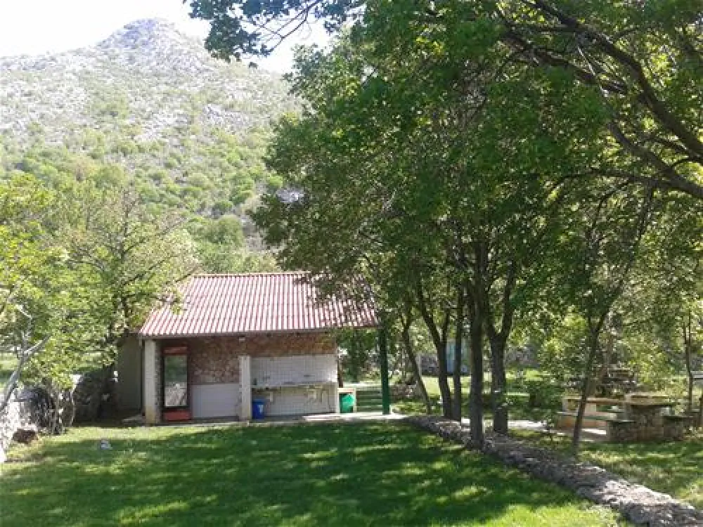 Camping Vrata Velebita