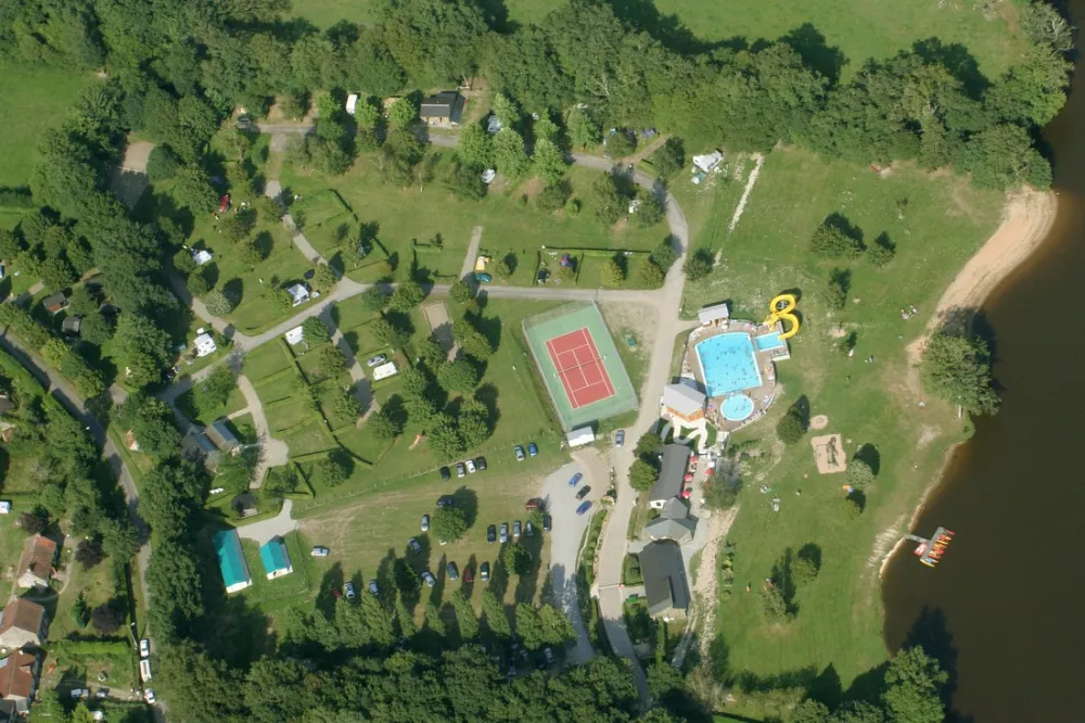 Camping du Lac de Mondon  