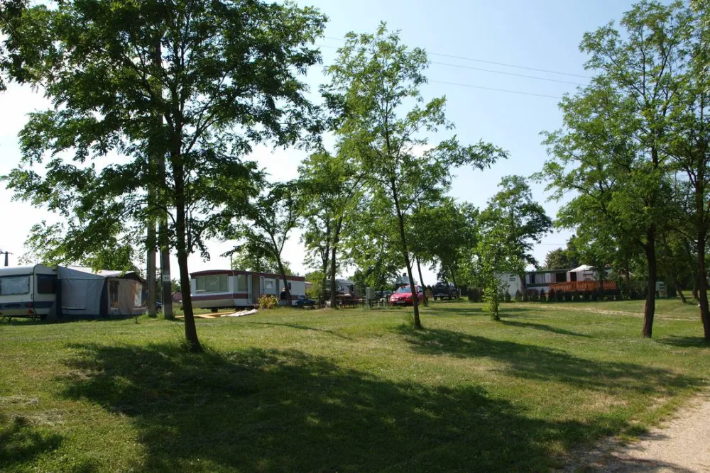 Camping-Eldorado Beled Kft