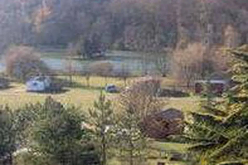 Camping Au Bord De L'eau