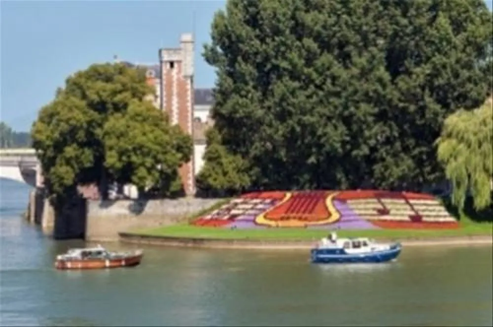 Camping du Pont de Bourgogne 